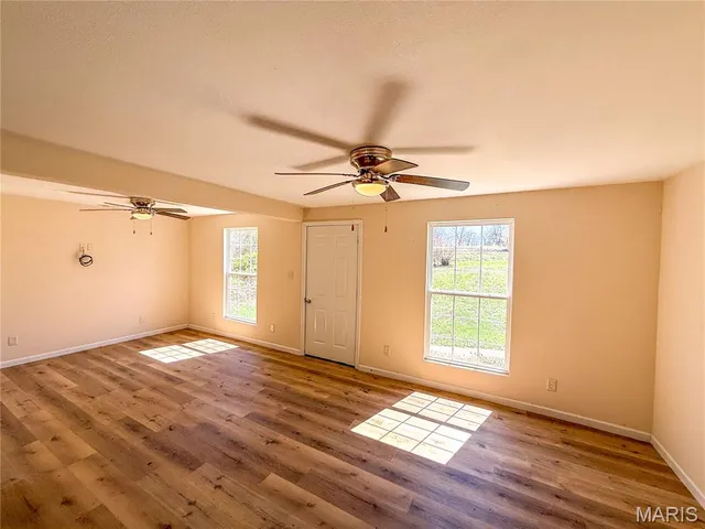 $289,000 | 8 E Highway, Steelville, MO 65565