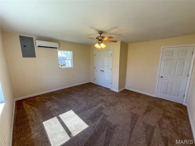 $289,000 | 8 E Highway, Steelville, MO 65565