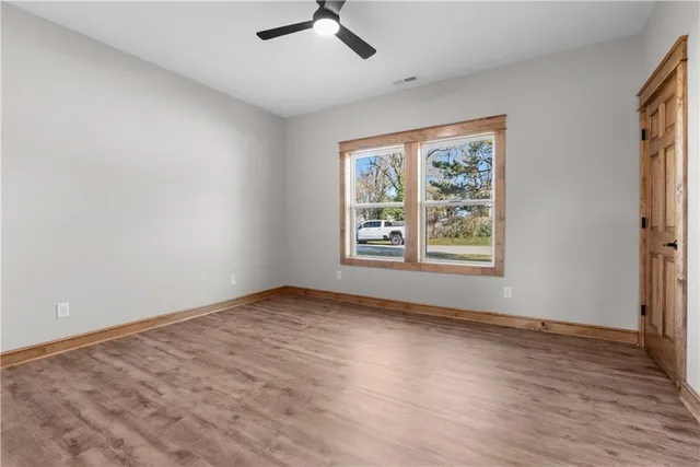 $325,000 | 304 North Mulberry Avenue, Adrian, MO 64720