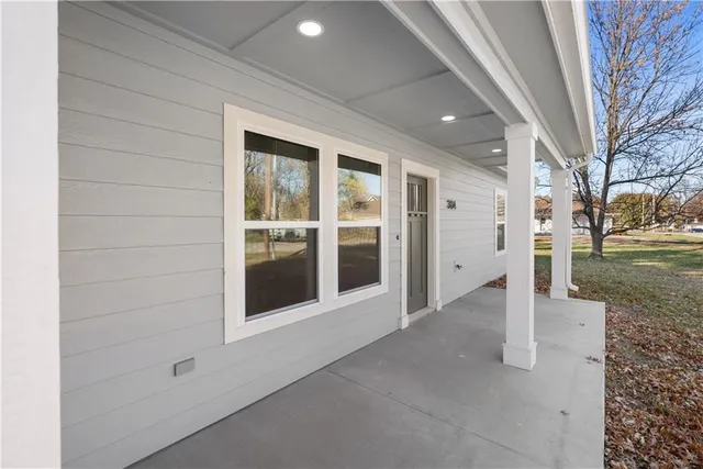 $325,000 | 304 North Mulberry Avenue, Adrian, MO 64720