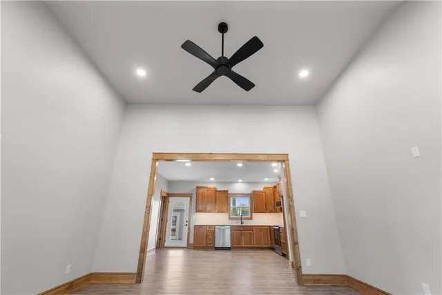 $325,000 | 304 North Mulberry Avenue, Adrian, MO 64720