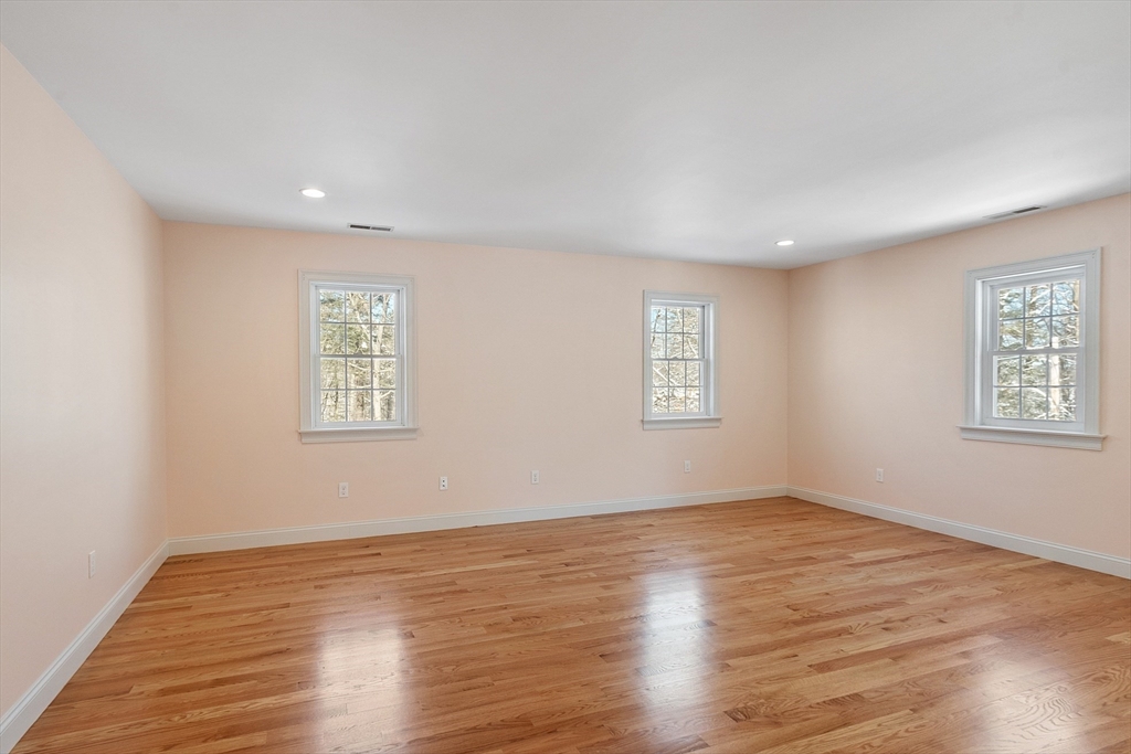 3 Middle Street Middleton, MA 01949 - Photo 18 of 42