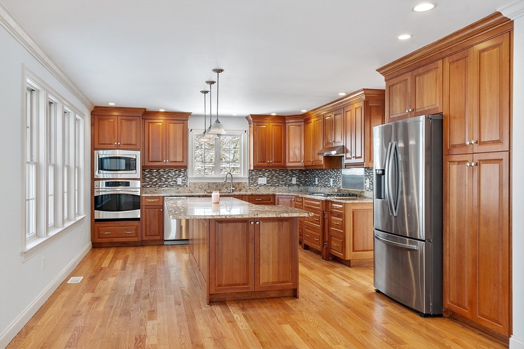 3 Middle Street Middleton, MA 01949 - Photo 5 of 42