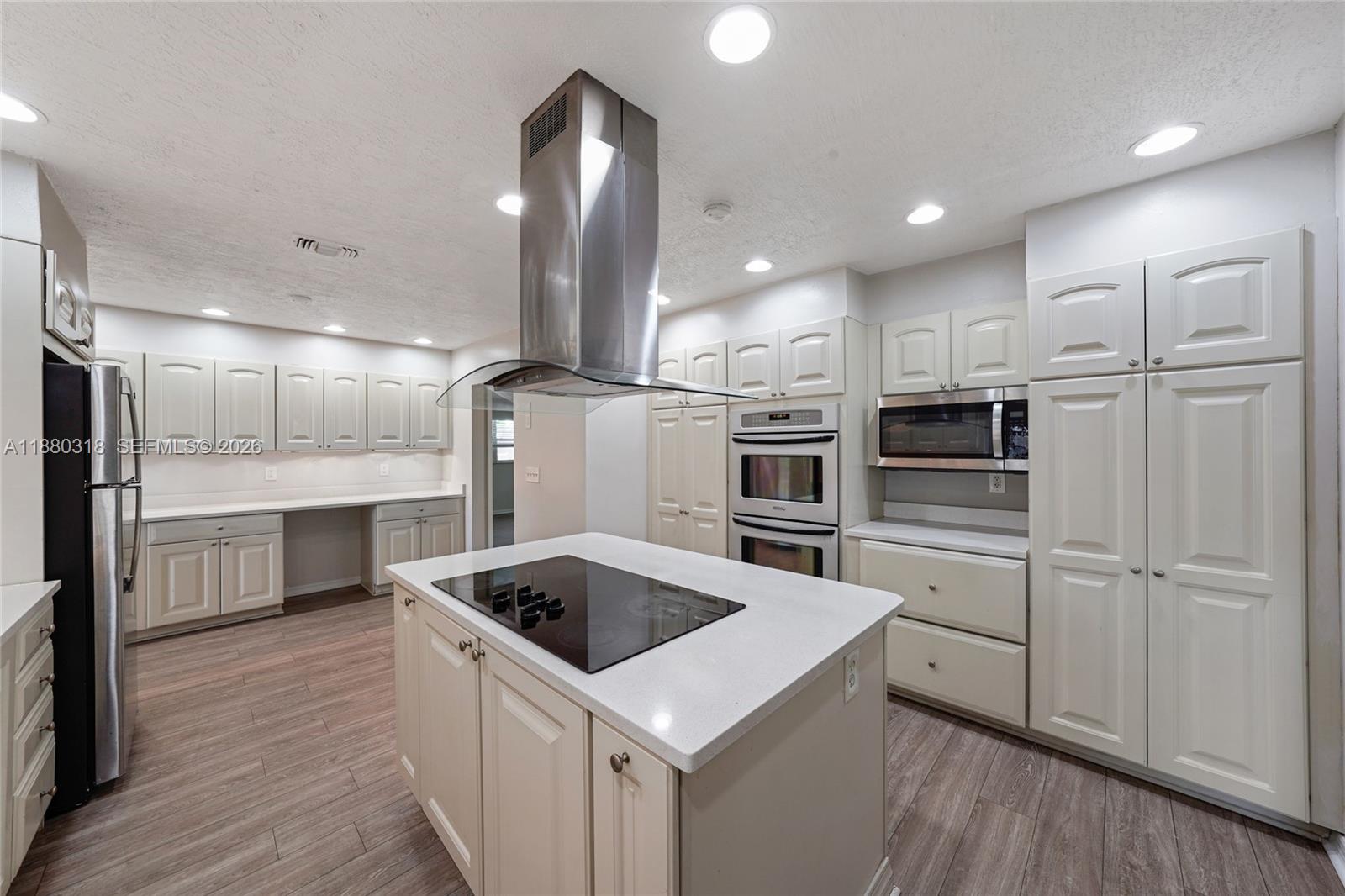 1000 Northwest 17th Avenue Boca Raton, FL 33486 - Photo 10 of 33