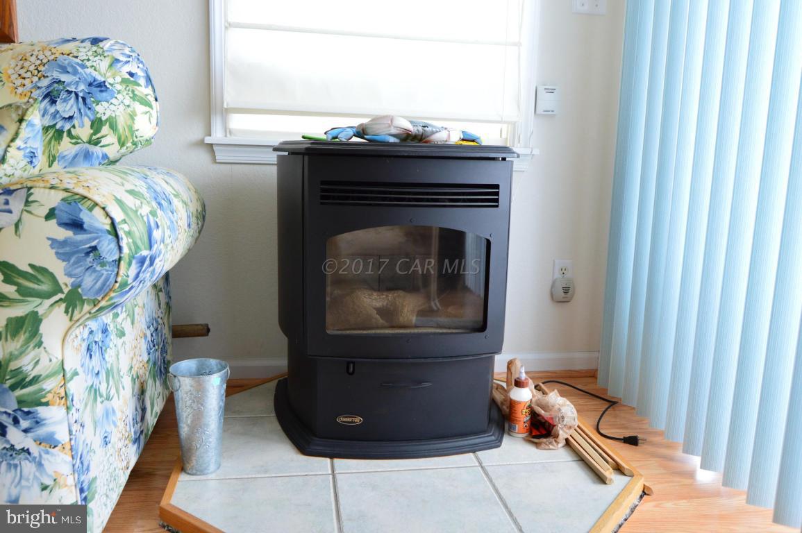 612 Salt Spray Road, Unit A Ocean City, MD 21842 - Photo 11 of 27 Gallery Image 11