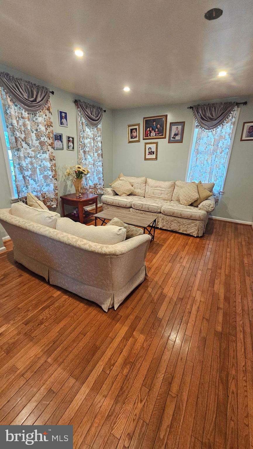 122 Old Soldiers Road Cheltenham, PA 19012 - Photo 17 of 90 Gallery Image 17