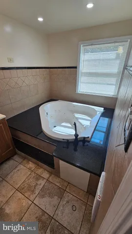 $499,900 | 122 Old Soldiers Road, Cheltenham, PA 19012