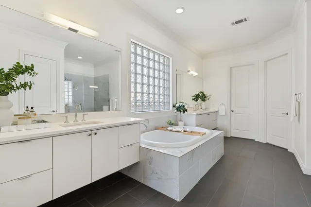 $1,295,000 | 4822 Jason Street, Houston, TX 77096