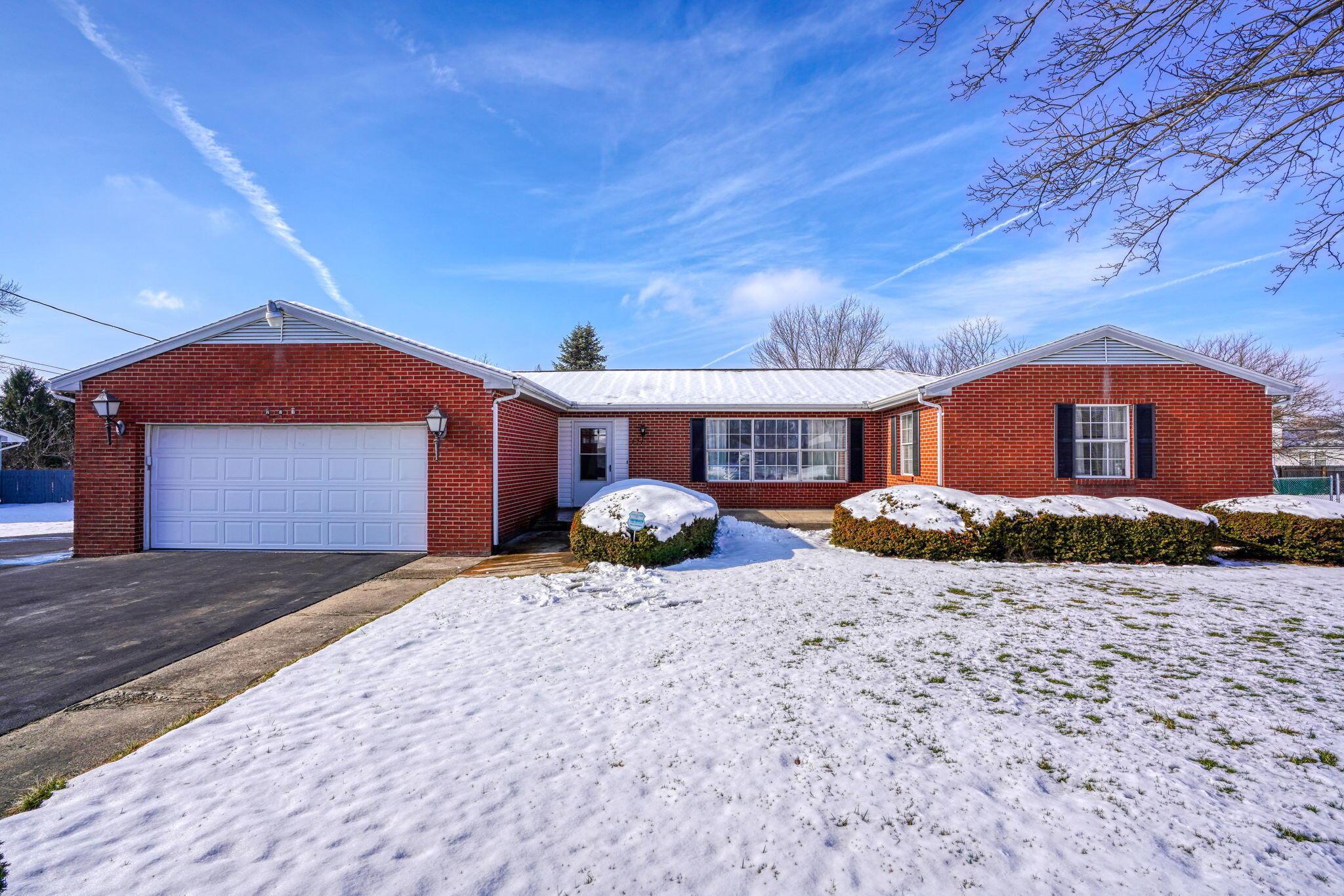 271 Norton Road Columbus, OH 43228 - Photo 2 of 41 271 Norton Road (2)