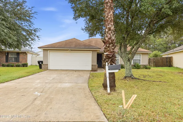 $2,000 | 1739 Saw Lake Drive, Middleburg, FL 32068