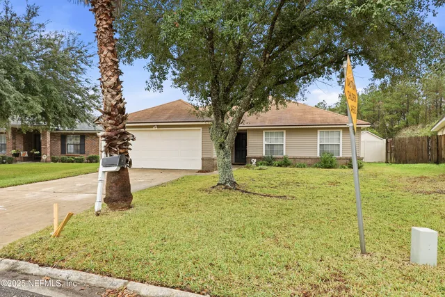 $2,000 | 1739 Saw Lake Drive, Middleburg, FL 32068