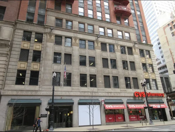 $2,300 | 208 West Washington Street, Unit 1404, Chicago, IL 60606