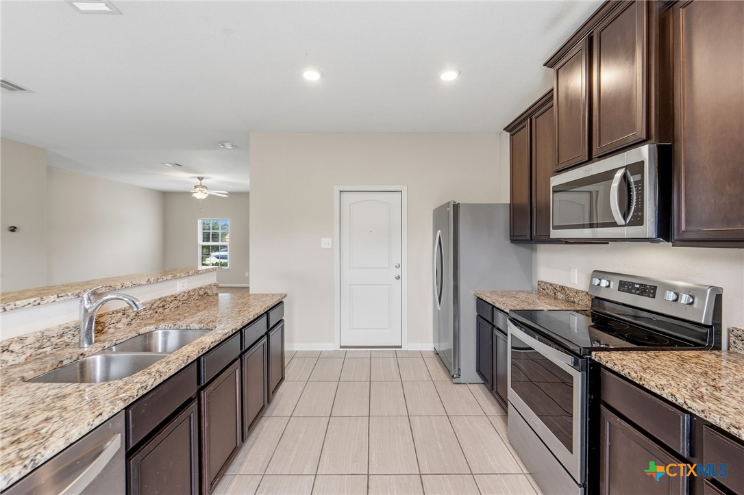 1579 Violet Lane Kyle, TX 78640 - Photo 11 of 33