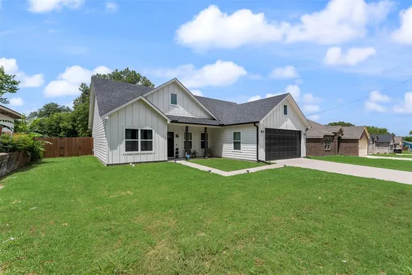 $2,000 | 3840 McDougal Street, Greenville, TX 75401