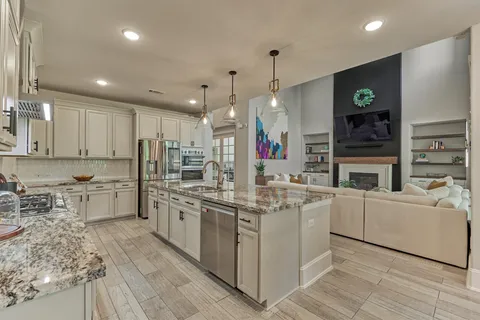 $745,000 | 238 Bronze View Drive, Montgomery, TX 77316