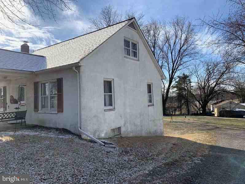 155 West Old Liberty Road Sykesville, MD 21784 - Photo 17 of 17 Side view