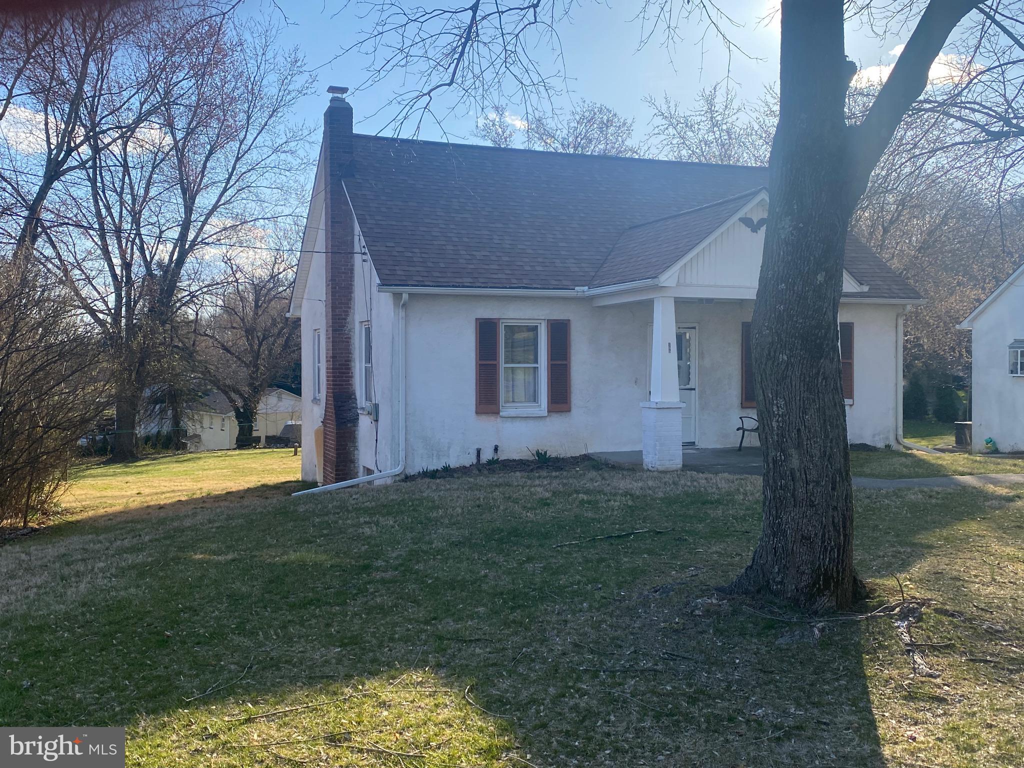 155 West Old Liberty Road Sykesville, MD 21784 - Photo 2 of 17 Front view