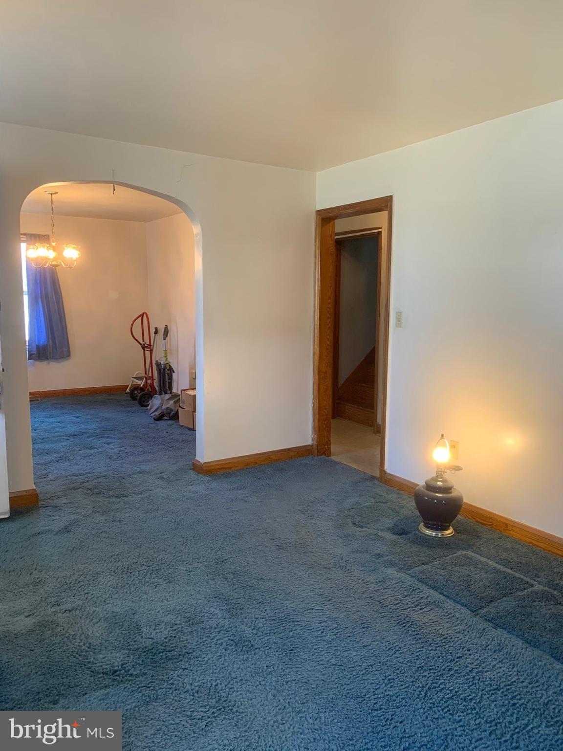 155 West Old Liberty Road Sykesville, MD 21784 - Photo 4 of 17 Living room