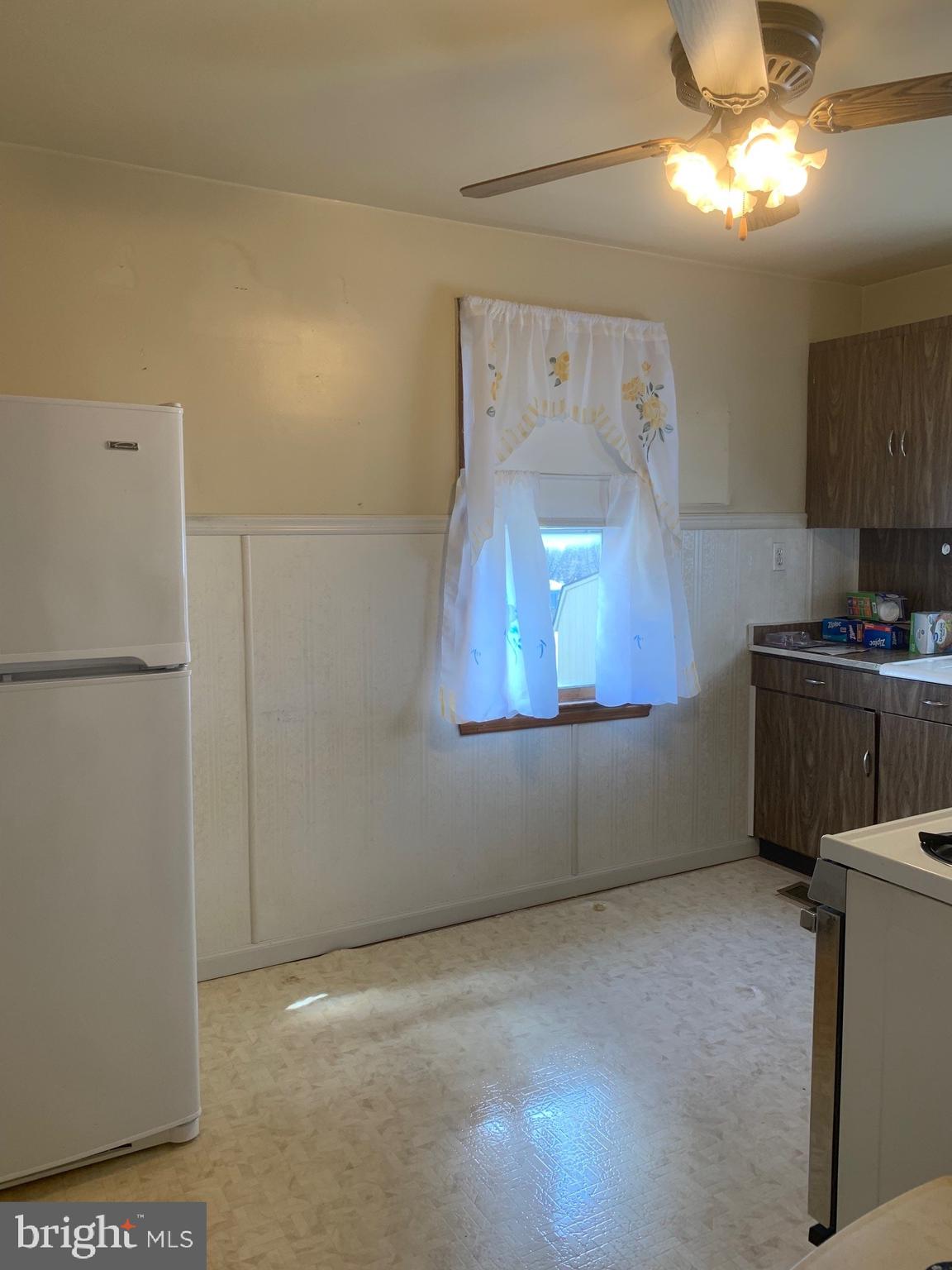 155 West Old Liberty Road Sykesville, MD 21784 - Photo 8 of 17 Kitchen