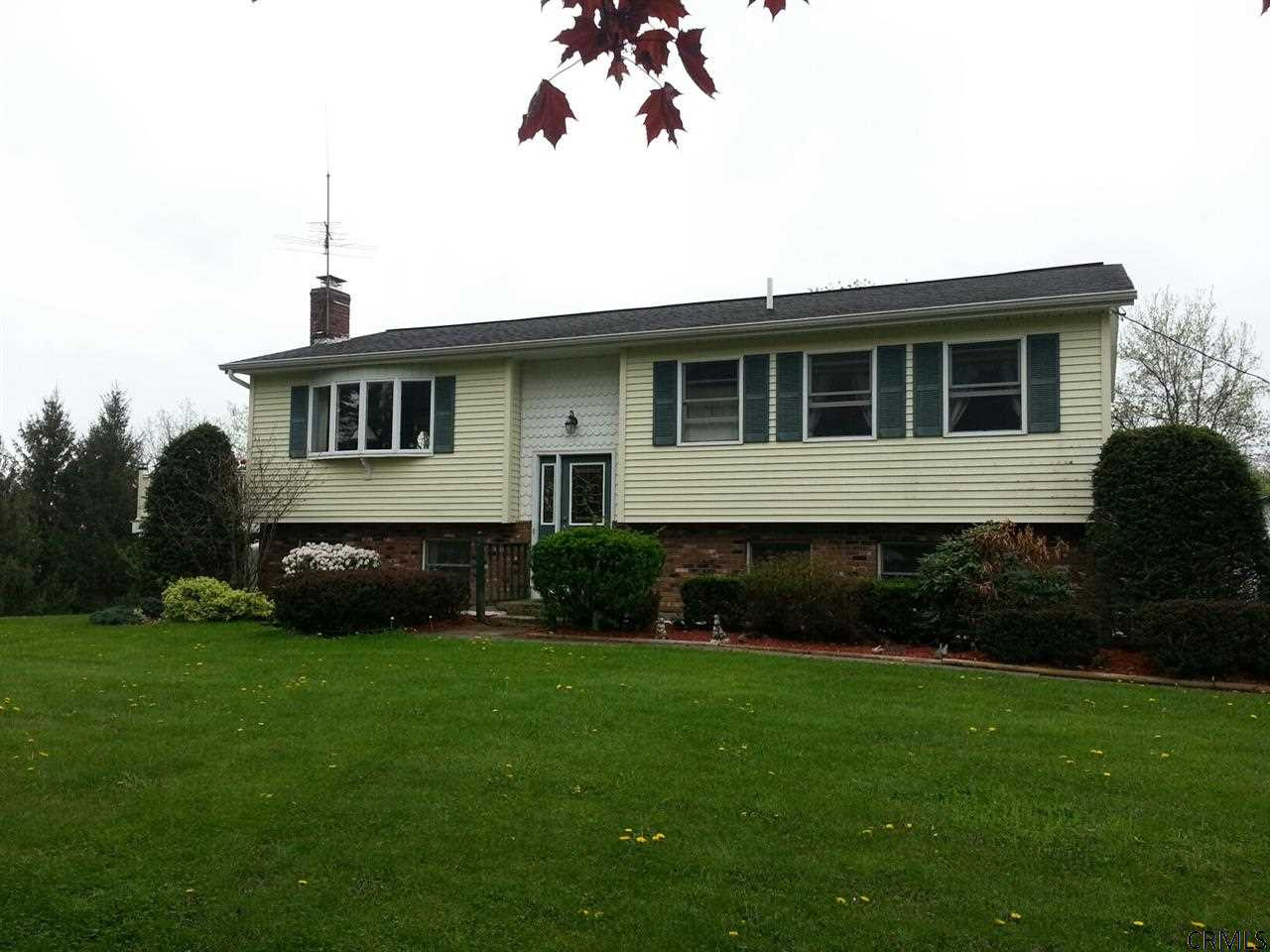 527 Randall Road Ballston, NY 12020 - Photo 8 of 17 Photo 9