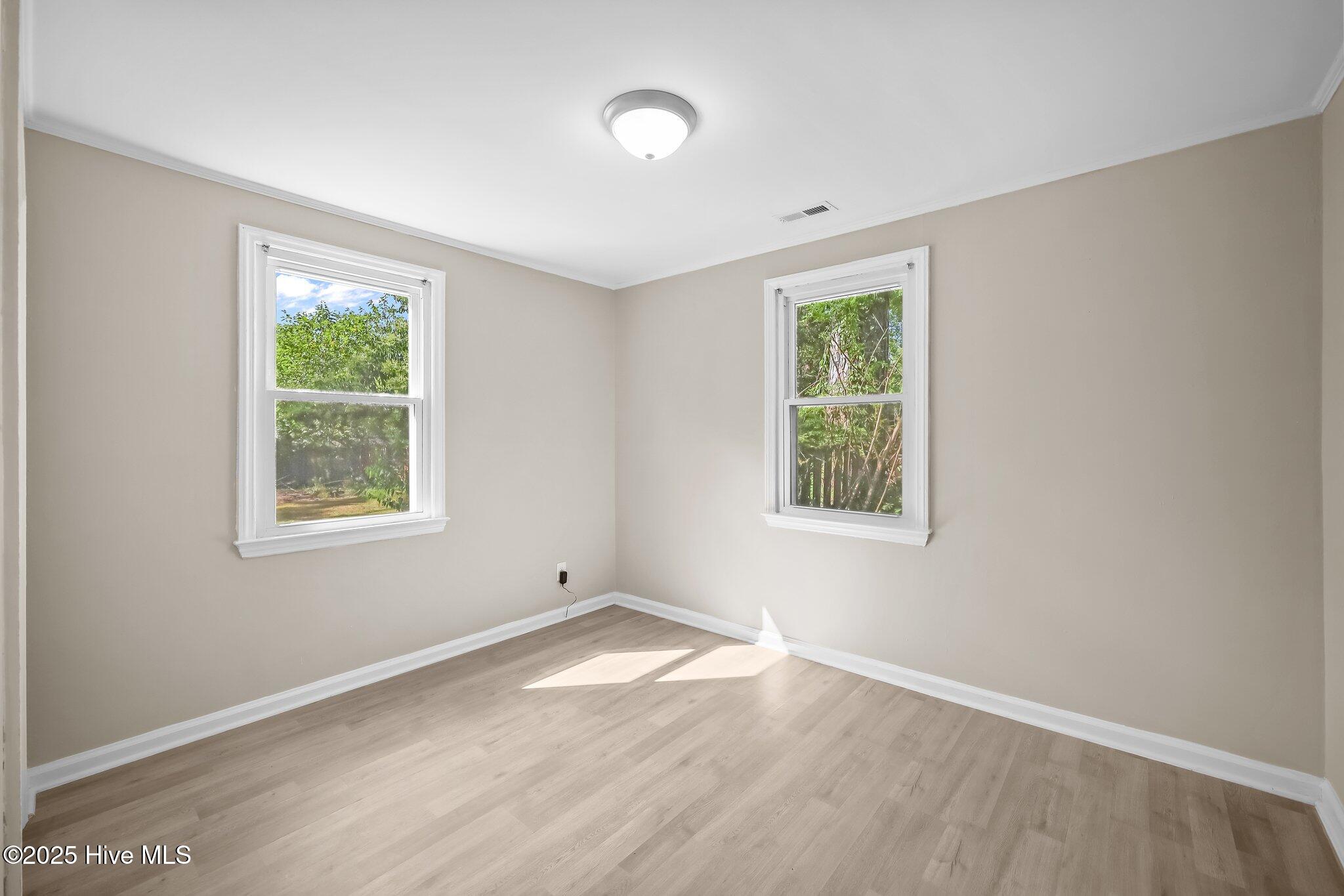 103 Robin Road Jacksonville, NC 28540 - Photo 22 of 31 22-web-or-mls-103 Robin Rd. 051