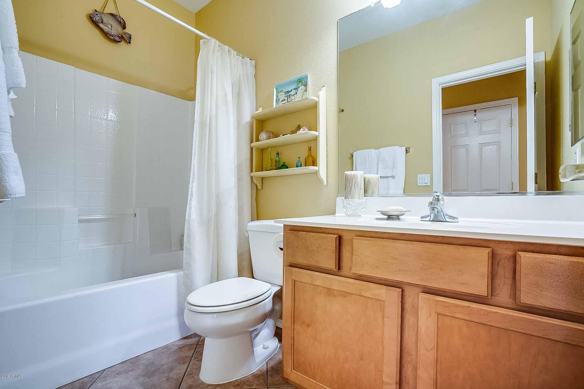 3211 East Fremont Road Phoenix, AZ 85042 - Photo 23 of 38 Hall Bathroom