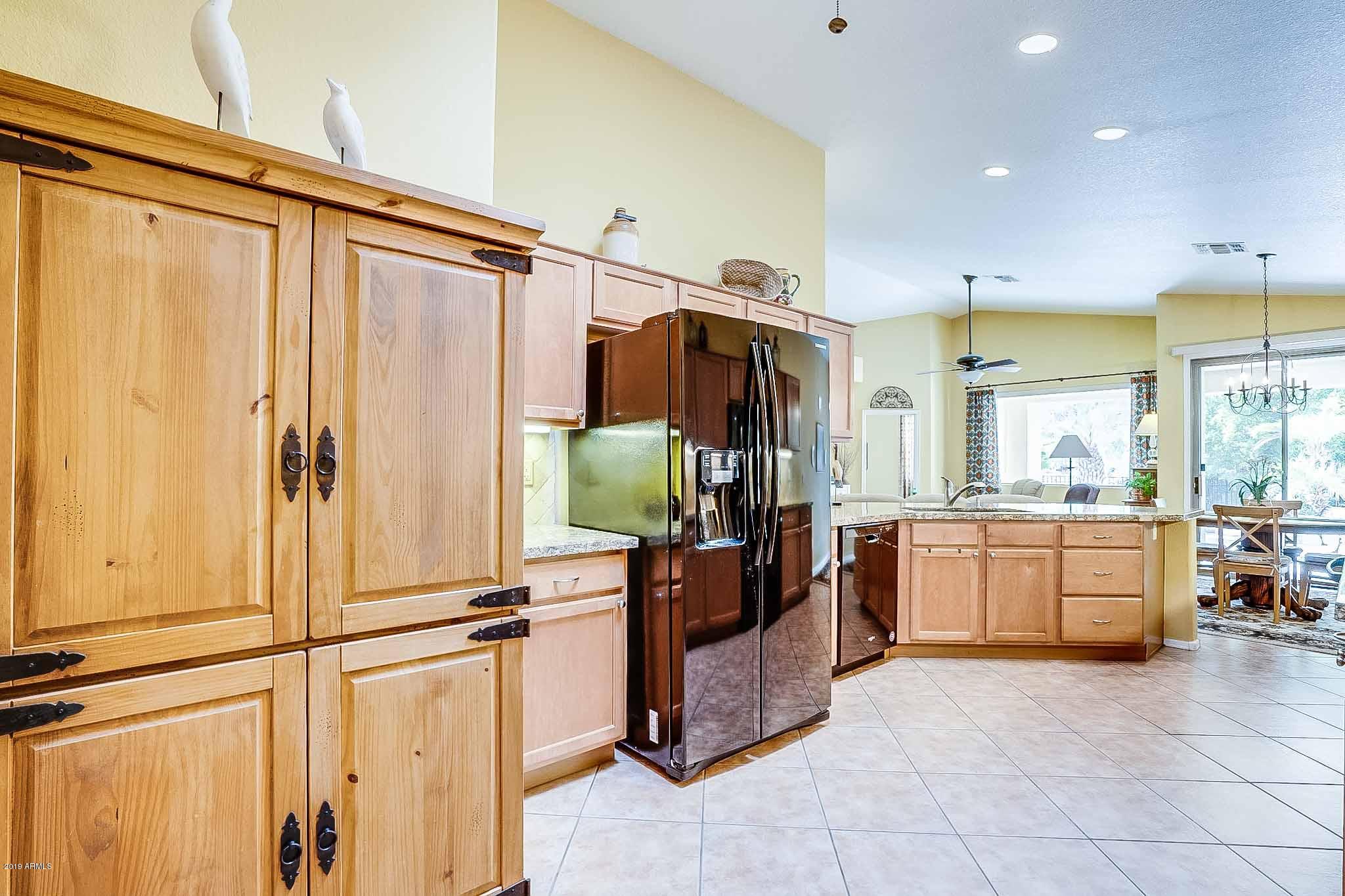 3211 East Fremont Road Phoenix, AZ 85042 - Photo 3 of 38 Eat-in Kitchen