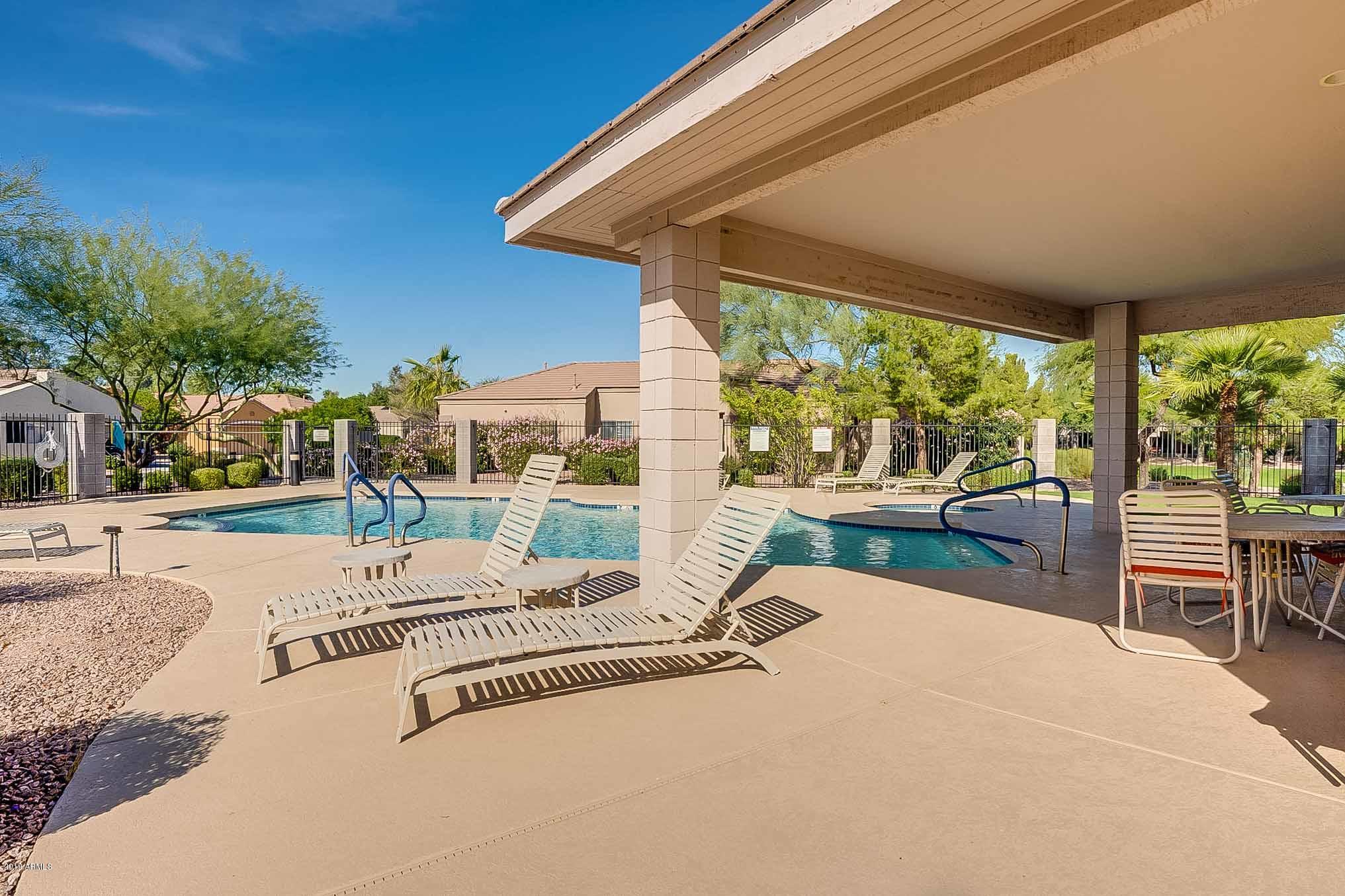 3211 East Fremont Road Phoenix, AZ 85042 - Photo 37 of 38 Ramada