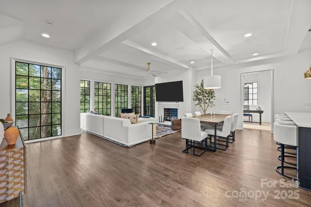 $1,310,000 | 9004 Tynecastle Commons Court, Charlotte, NC 28226