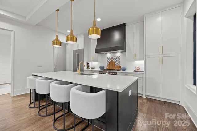 $1,310,000 | 9004 Tynecastle Commons Court, Charlotte, NC 28226