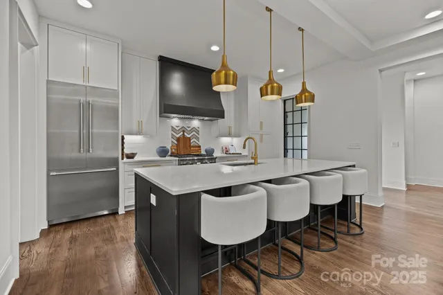 $1,310,000 | 9004 Tynecastle Commons Court, Charlotte, NC 28226