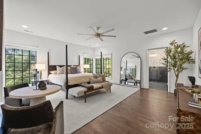 $1,310,000 | 9004 Tynecastle Commons Court, Charlotte, NC 28226