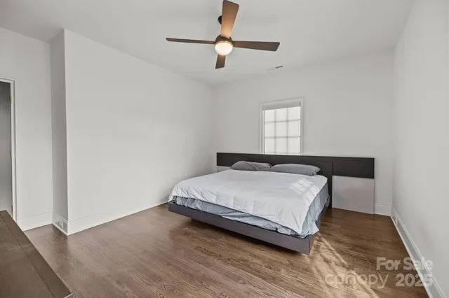 $1,310,000 | 9004 Tynecastle Commons Court, Charlotte, NC 28226