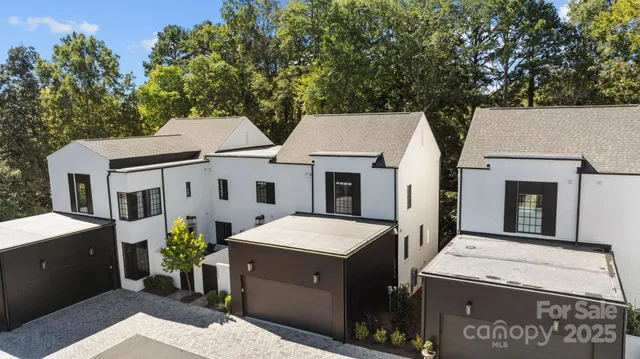 $1,310,000 | 9004 Tynecastle Commons Court, Charlotte, NC 28226