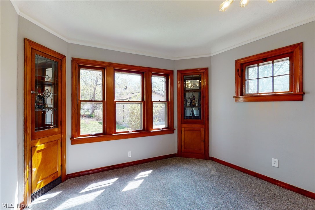 977 Rushleigh Road Cleveland Heights, OH 44121 - Photo 8 of 35