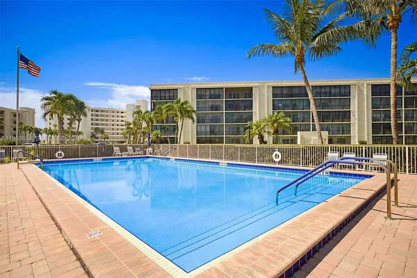 $550,000 | 100 Intracoastal Place, Unit 102, Jupiter, FL 33469