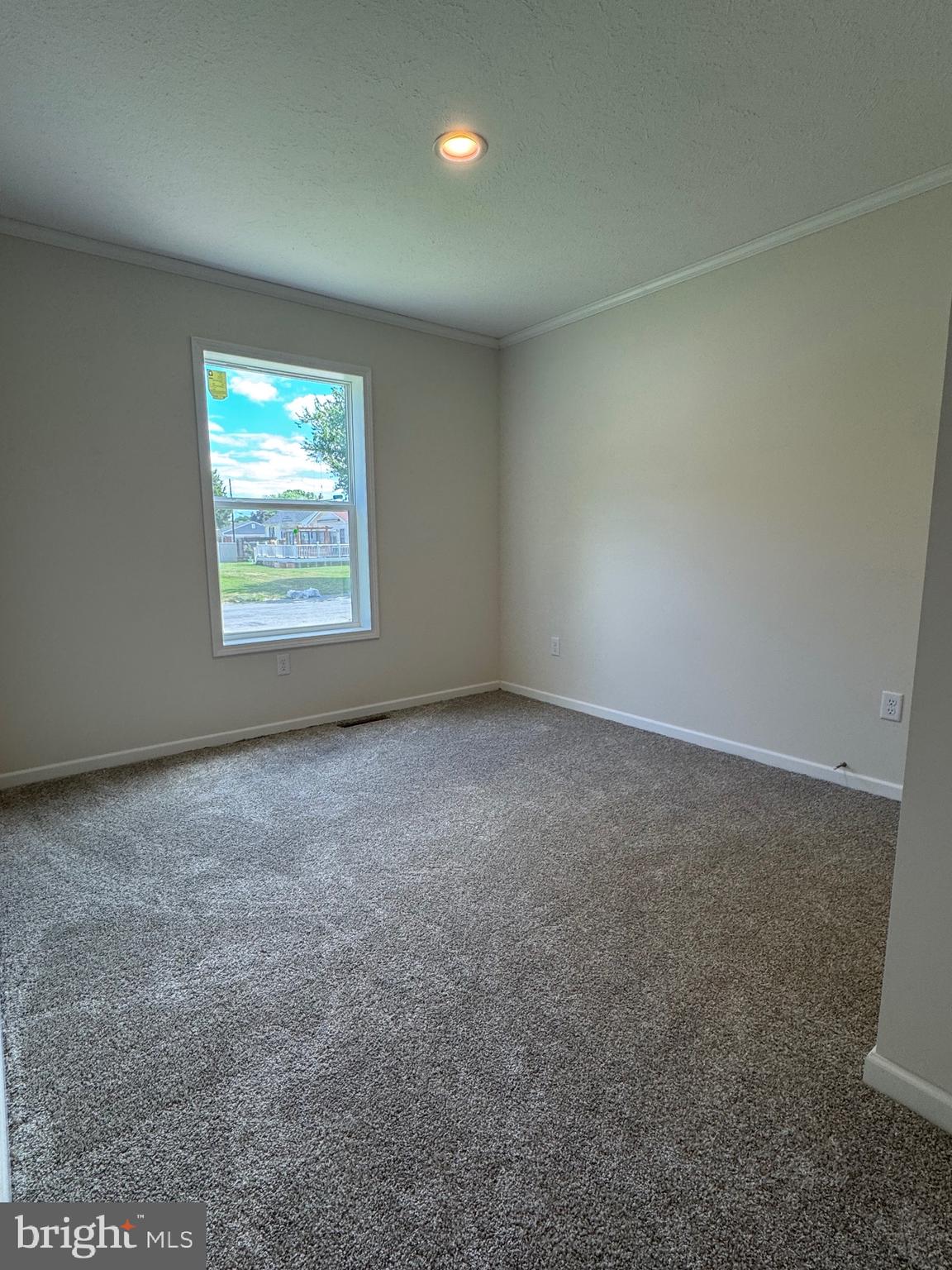 28 4th Avenue Carneys Point, NJ 08069 - Photo 10 of 18