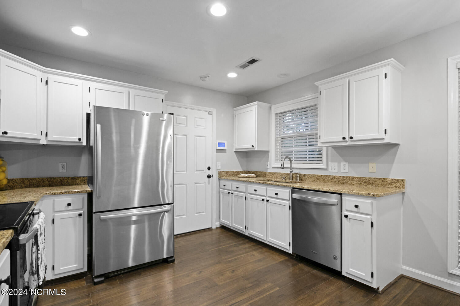 299 Braden Road Southern Pines, NC 28387 - Photo 3 of 19 Kitchen View
