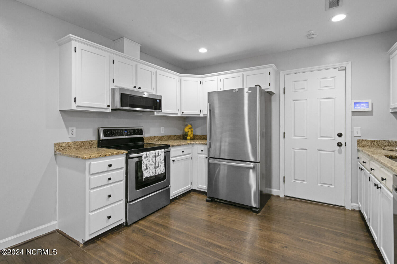 299 Braden Road Southern Pines, NC 28387 - Photo 4 of 19 Kitchen Dining Combo