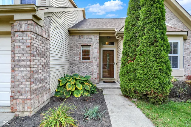 $260,000 | 624 Washington Cove Way, Indianapolis, IN 46229