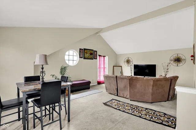 $260,000 | 624 Washington Cove Way, Indianapolis, IN 46229