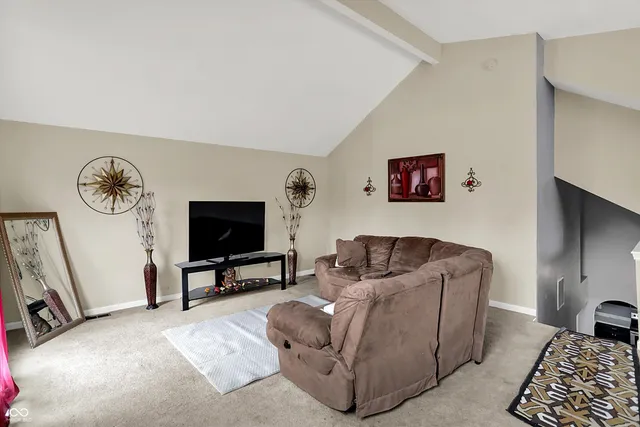 $260,000 | 624 Washington Cove Way, Indianapolis, IN 46229