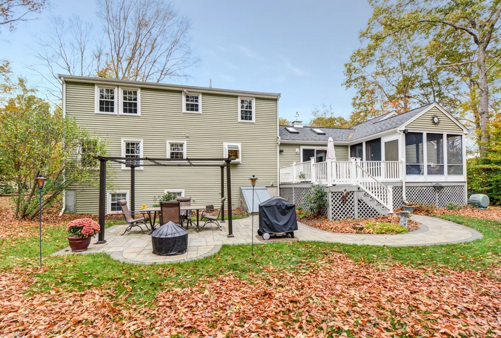 357 Mucciarone Road Franklin, MA 02038 - Photo 26 of 30 Gallery Image 26