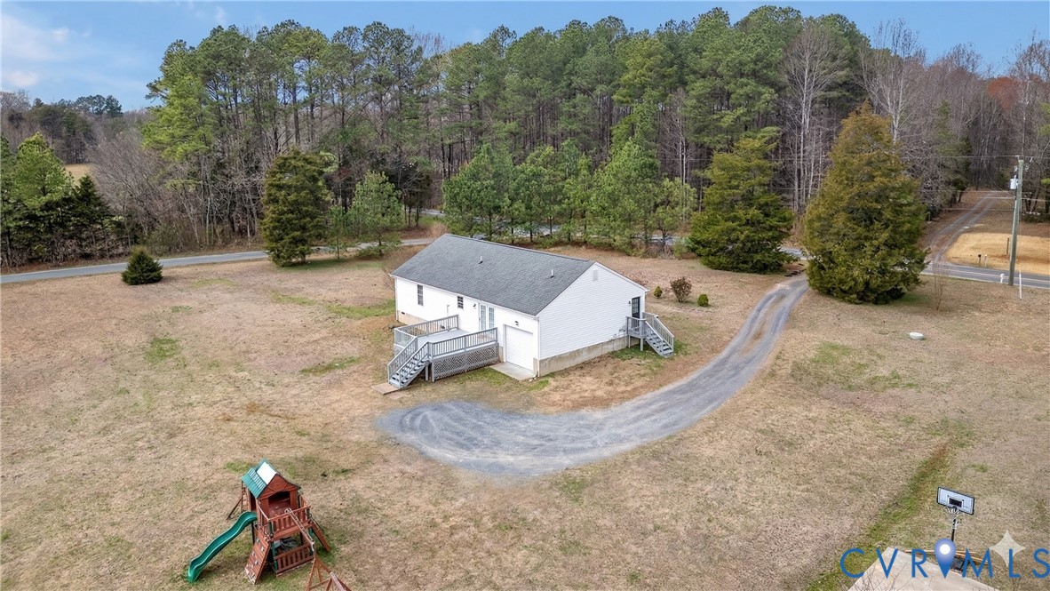 2350 Cartersville Road New Canton, VA 23123 - Photo 2 of 10