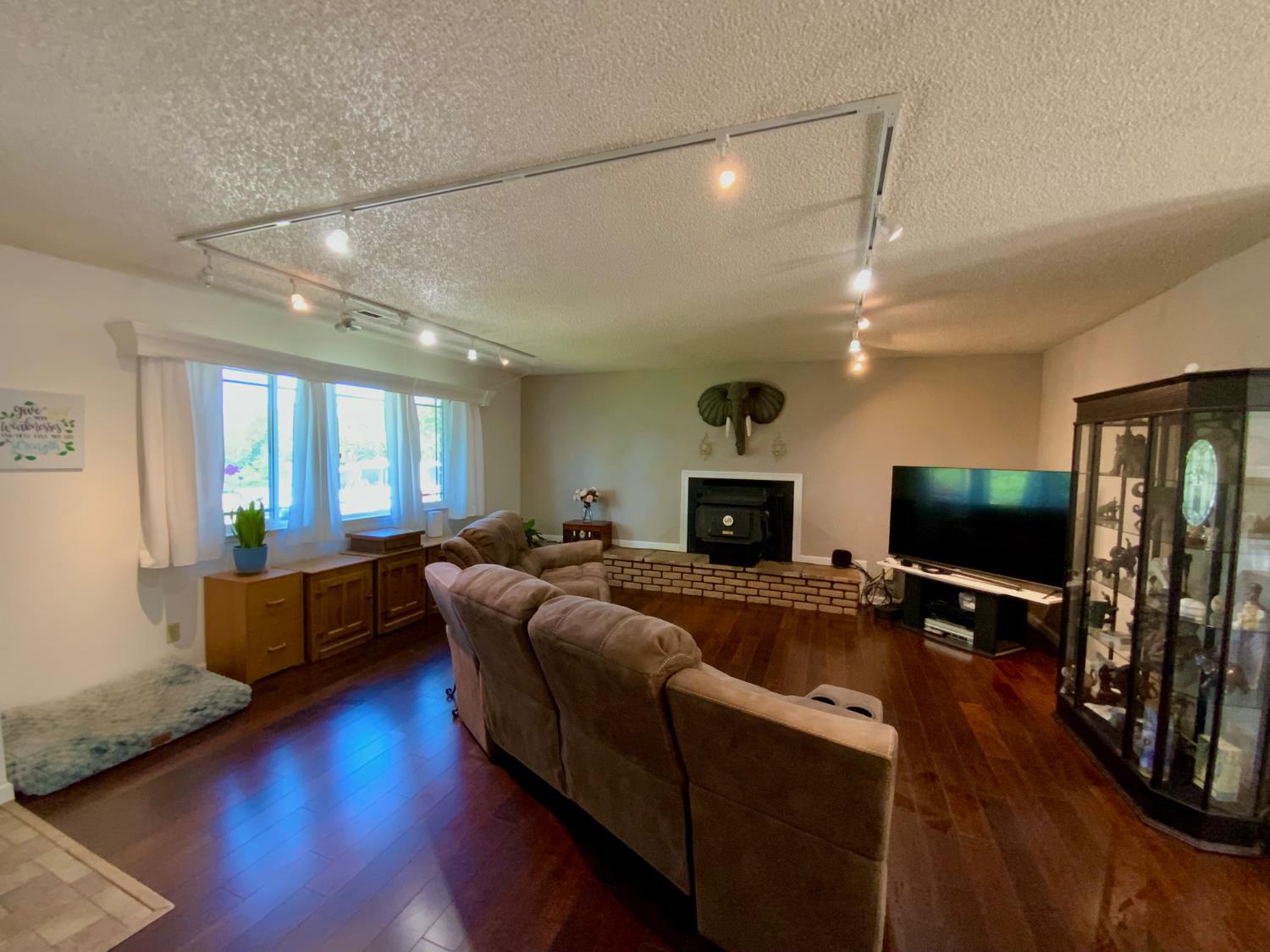 2367 Ponderosa Road Rescue, CA 95672 - Photo 36 of 76