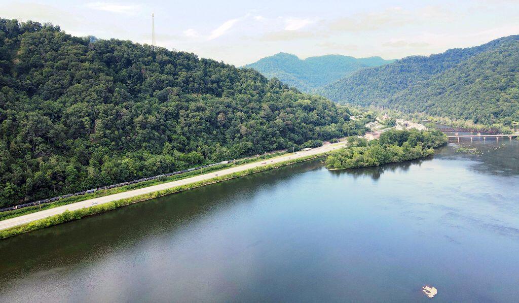 19-80 Co Route Gauley Bridge, WV 25085 - Photo 14 of 26 Gallery Image 14