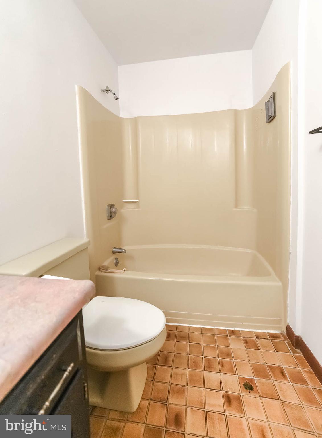 18558 Wood Road Lexington Park, MD 20653 - Photo 22 of 44 Hall bath