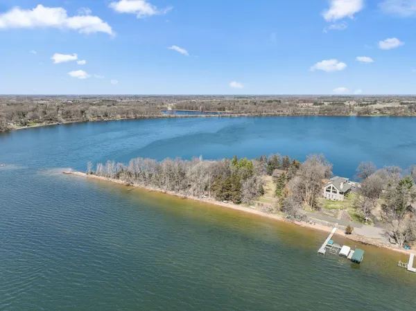 $1,699,999 | 10200 Point Pleasant Road, Chisago City, MN 55013