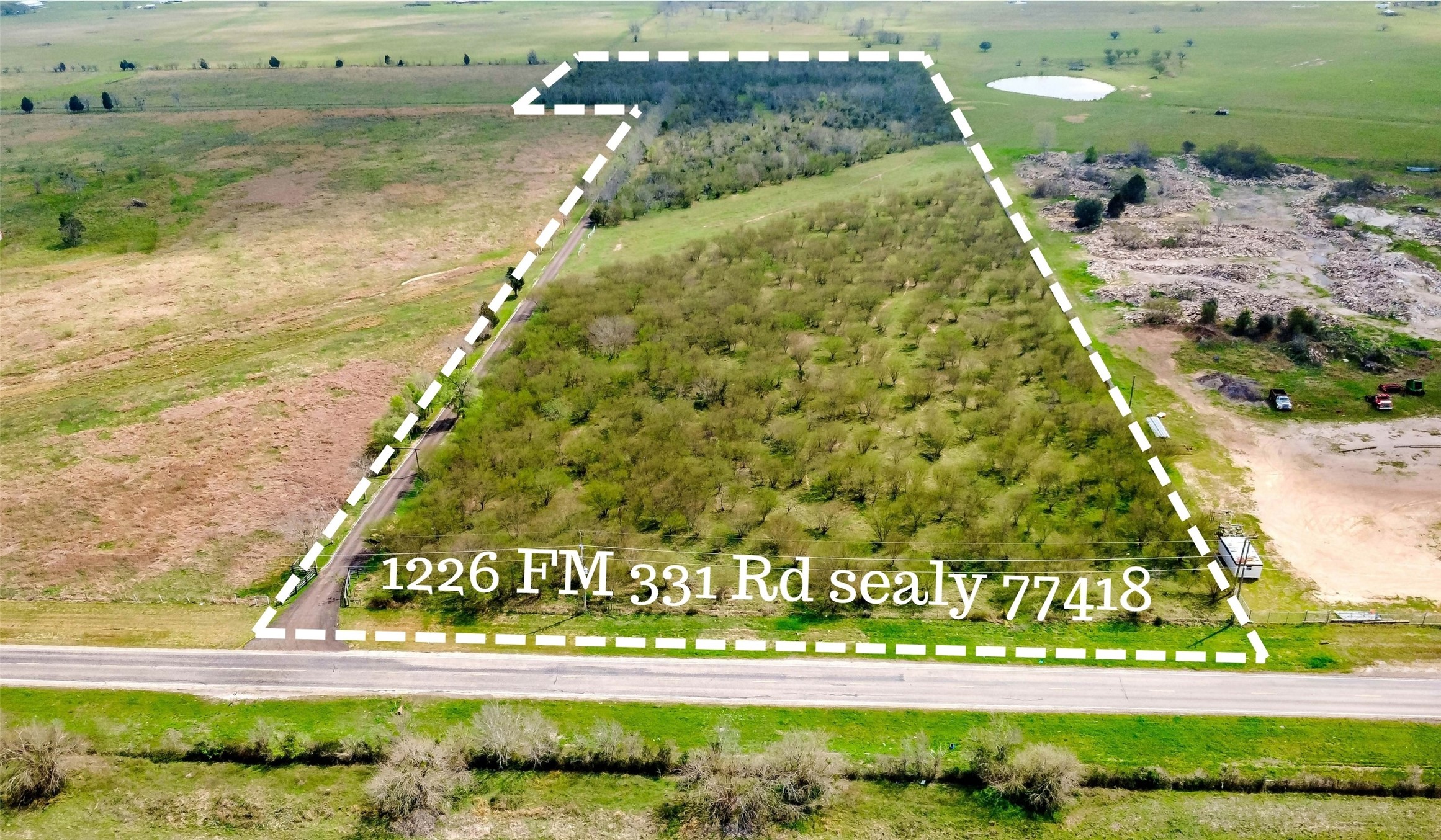 1226 South Farm To Market 331 Road Sealy, TX 77474 - Photo 2 of 12