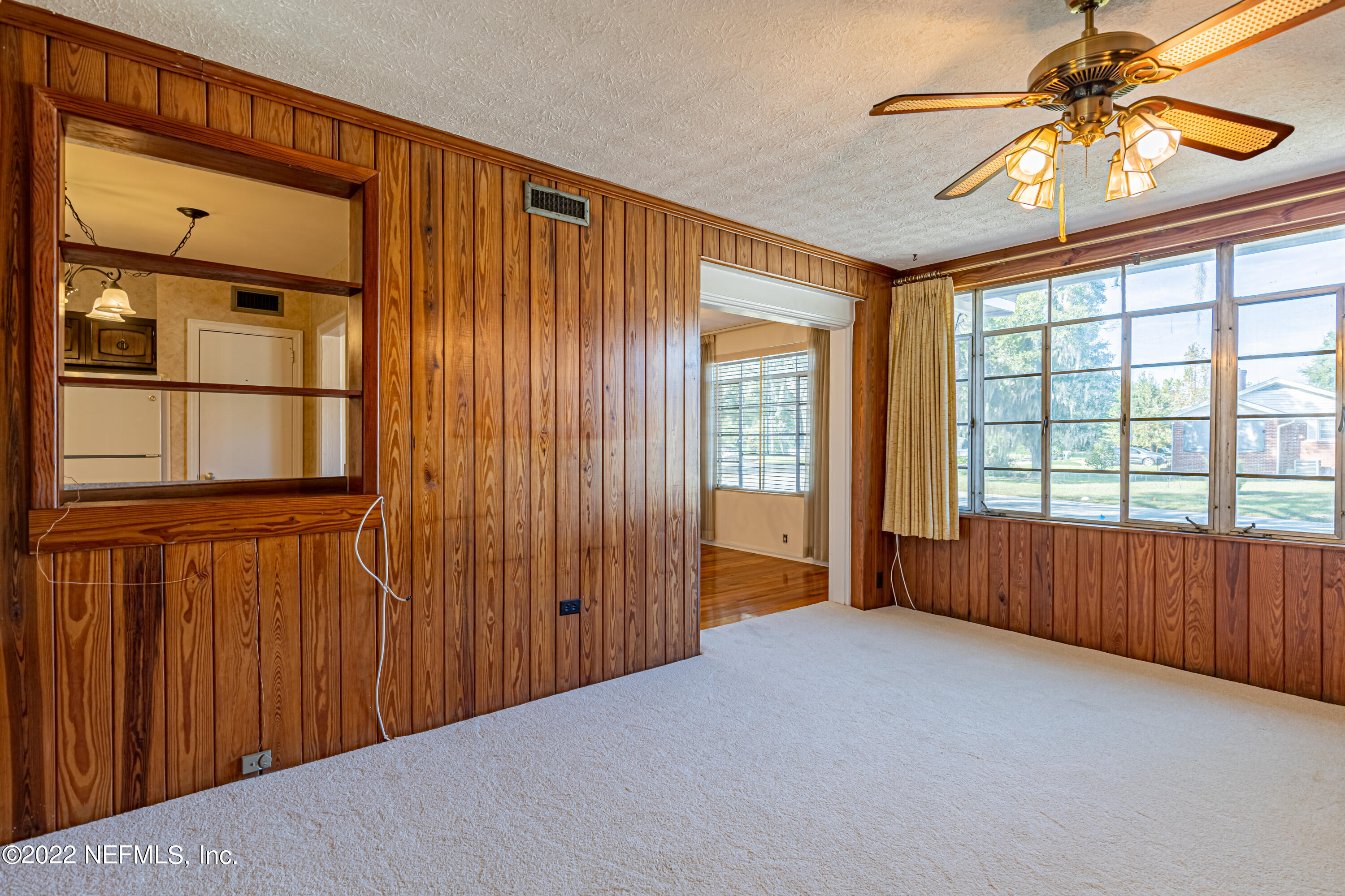 4209 Birmingham Road Jacksonville, FL 32207 - Photo 13 of 35 a view of an empty room with a window